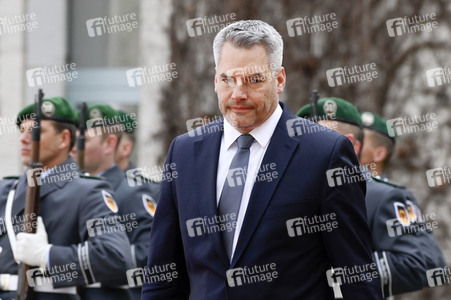 Empfang des Bundeskanzlers der Republik Österreich in Berlin