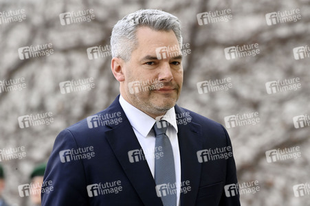 Empfang des Bundeskanzlers der Republik Österreich in Berlin