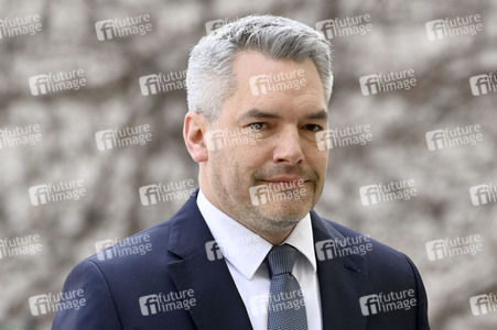 Empfang des Bundeskanzlers der Republik Österreich in Berlin