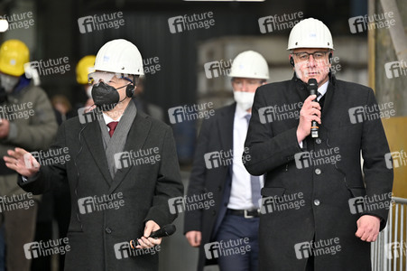 Olaf Scholz besucht die FWH Stahlguss GmbH in Mülheim an der Ruhr