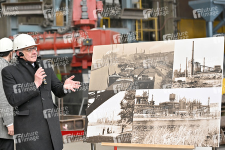 Olaf Scholz besucht die FWH Stahlguss GmbH in Mülheim an der Ruhr