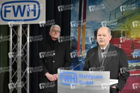 Olaf Scholz besucht die FWH Stahlguss GmbH in Mülheim an der Ruhr