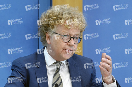 Bundespressekonferenz Vulnerabilität und Resilienz in der Krise in Berlin