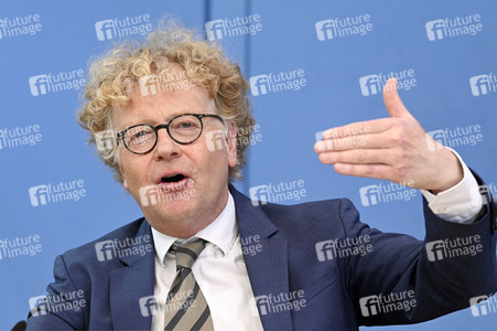 Bundespressekonferenz Vulnerabilität und Resilienz in der Krise in Berlin