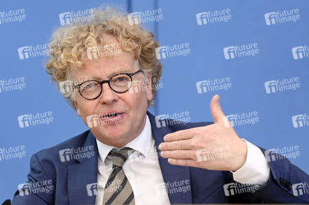 Bundespressekonferenz Vulnerabilität und Resilienz in der Krise in Berlin