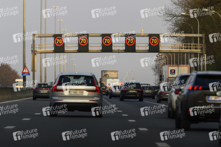 Symbolfoto Tempolimit