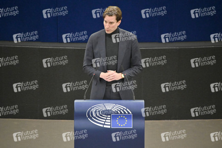 Plenartagung zur Mindestbesteuerungsrichtlinie im EU-Parlament in Straßburg