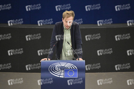 Plenartagung zur Mindestbesteuerungsrichtlinie im EU-Parlament in Straßburg