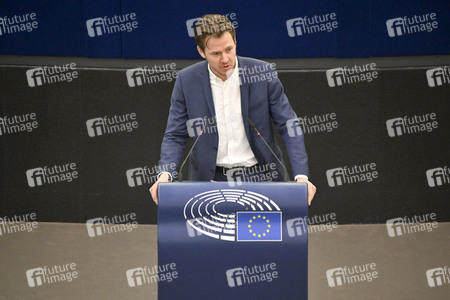 Plenartagung zur Mindestbesteuerungsrichtlinie im EU-Parlament in Straßburg