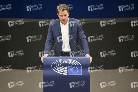 Plenartagung zur Mindestbesteuerungsrichtlinie im EU-Parlament in Straßburg