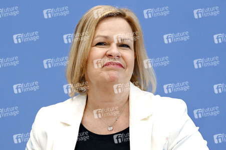 Bundespressekonferenz Polizeiliche Kriminalstatistik 2021 in Berlin