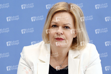 Bundespressekonferenz Polizeiliche Kriminalstatistik 2021 in Berlin