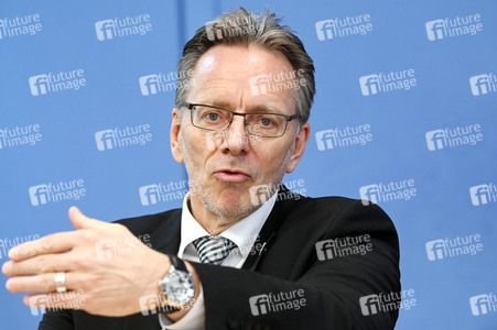 Bundespressekonferenz Polizeiliche Kriminalstatistik 2021 in Berlin
