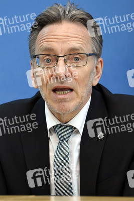 Bundespressekonferenz Polizeiliche Kriminalstatistik 2021 in Berlin