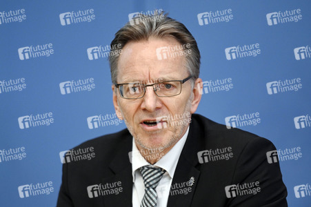 Bundespressekonferenz Polizeiliche Kriminalstatistik 2021 in Berlin