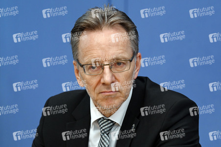 Bundespressekonferenz Polizeiliche Kriminalstatistik 2021 in Berlin