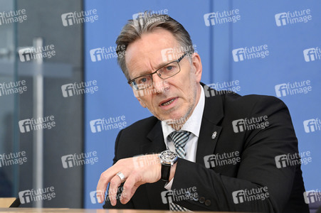 Bundespressekonferenz Polizeiliche Kriminalstatistik 2021 in Berlin