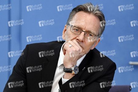 Bundespressekonferenz Polizeiliche Kriminalstatistik 2021 in Berlin