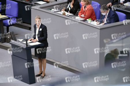 28. Sitzung des Deutschen Bundestages in Berlin