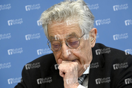 Bundespressekonferenz Kriegsverbrechen in der Ukraine in Berlin