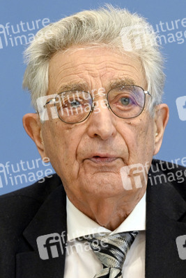 Bundespressekonferenz Kriegsverbrechen in der Ukraine in Berlin