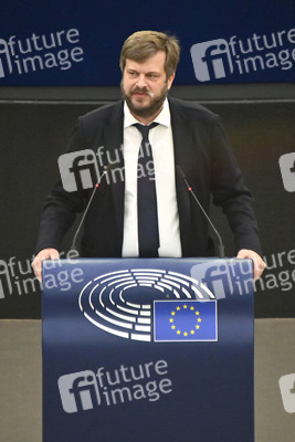 Plenartagung zu Gemeinsamkeiten des Putin-Regimes und rechtsextremer Bewegungen in Europa im EU-Parlament in Straßburg