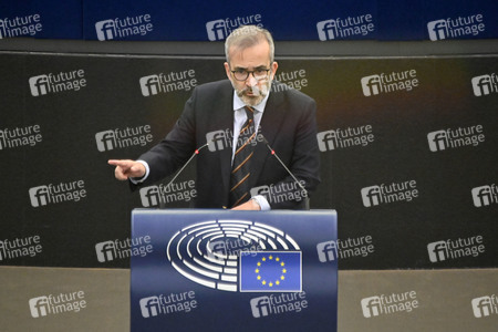 Plenartagung zu Gemeinsamkeiten des Putin-Regimes und rechtsextremer Bewegungen in Europa im EU-Parlament in Straßburg