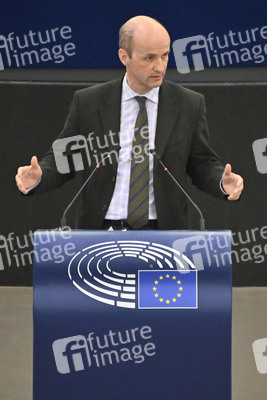 Plenartagung zu Gemeinsamkeiten des Putin-Regimes und rechtsextremer Bewegungen in Europa im EU-Parlament in Straßburg