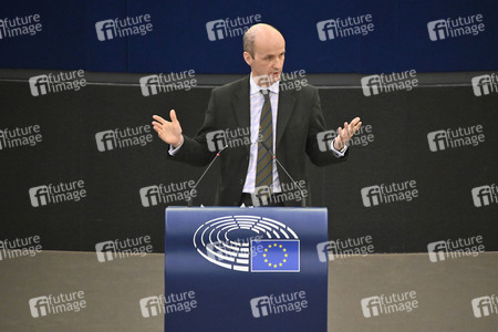 Plenartagung zu Gemeinsamkeiten des Putin-Regimes und rechtsextremer Bewegungen in Europa im EU-Parlament in Straßburg