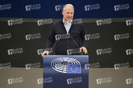 Plenartagung zu Gemeinsamkeiten des Putin-Regimes und rechtsextremer Bewegungen in Europa im EU-Parlament in Straßburg