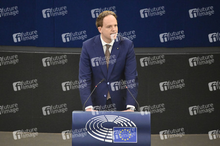 Plenartagung zu Gemeinsamkeiten des Putin-Regimes und rechtsextremer Bewegungen in Europa im EU-Parlament in Straßburg