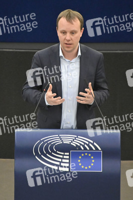 Plenartagung zu Gemeinsamkeiten des Putin-Regimes und rechtsextremer Bewegungen in Europa im EU-Parlament in Straßburg