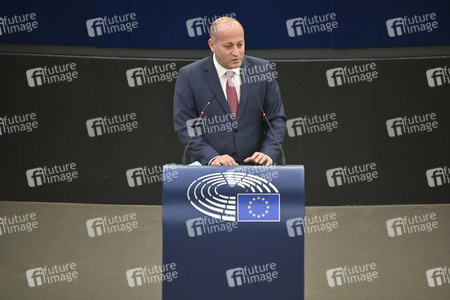 Plenartagung zu Gemeinsamkeiten des Putin-Regimes und rechtsextremer Bewegungen in Europa im EU-Parlament in Straßburg