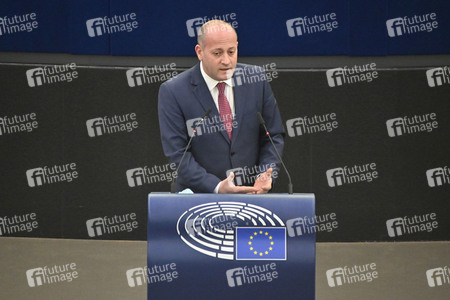 Plenartagung zu Gemeinsamkeiten des Putin-Regimes und rechtsextremer Bewegungen in Europa im EU-Parlament in Straßburg