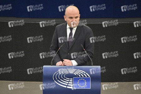 Plenartagung zu Gemeinsamkeiten des Putin-Regimes und rechtsextremer Bewegungen in Europa im EU-Parlament in Straßburg