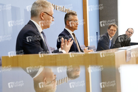 Bundespressekonferenz Aktuelle Corona-Lage in Berlin