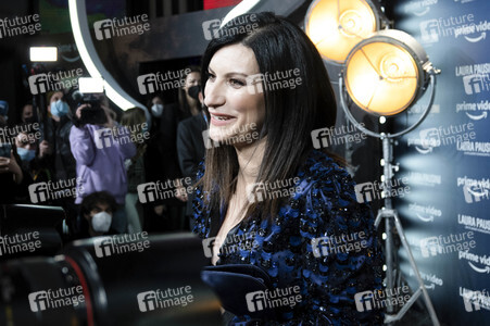 Filmpremiere 'Laura Pausini: Un placer conocerte' in Madrid