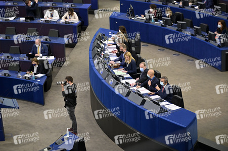 Abstimmung über Sanktionen gegen Russland im EU-Parlament in Straßburg