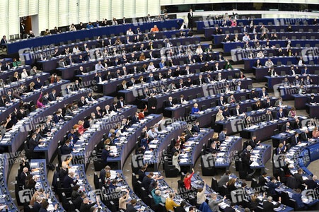 Abstimmung über Sanktionen gegen Russland im EU-Parlament in Straßburg