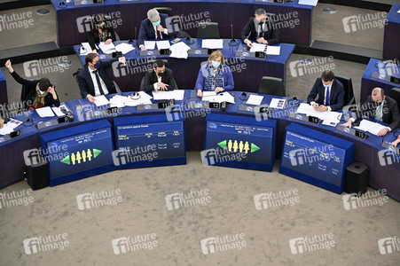 Abstimmung über Sanktionen gegen Russland im EU-Parlament in Straßburg