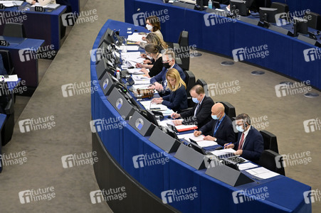Abstimmung über Sanktionen gegen Russland im EU-Parlament in Straßburg