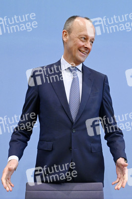 Bundespressekonferenz zur Verfassungsklage gegen das zweite Nachtragshaushaltsgesetz 2021 in Berlin