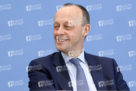 Bundespressekonferenz zur Verfassungsklage gegen das zweite Nachtragshaushaltsgesetz 2021 in Berlin