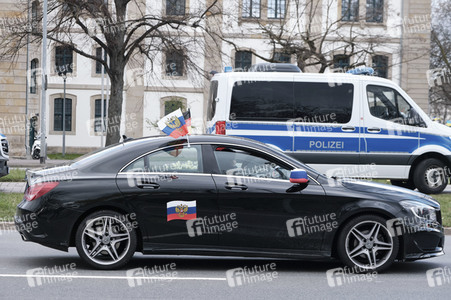 Pro-russischer Autokorso und Gegendemo in Hannover