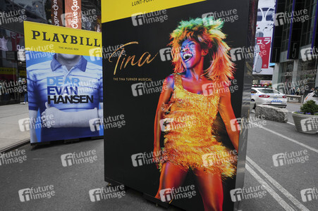 Theaterplakate als Teil der Broadway Grand Gallery in New York