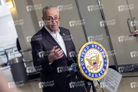 Pressekonferenz mit Chuck Schumer zu Ghost Guns in New York