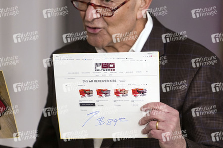 Pressekonferenz mit Chuck Schumer zu Ghost Guns in New York