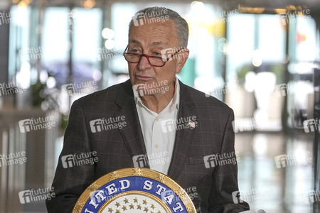 Pressekonferenz mit Chuck Schumer zu Ghost Guns in New York