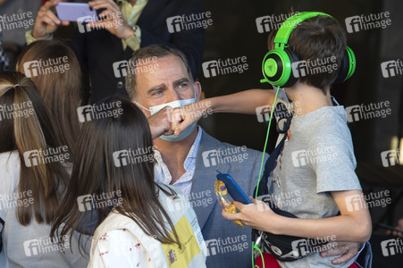 Die spanischen Royals besuchen ein Flüchtlingsunterkunft in Pozuelo de Alarcón