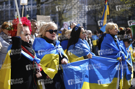 Ostermarsch gegen den Krieg in der Ukraine in Berlin